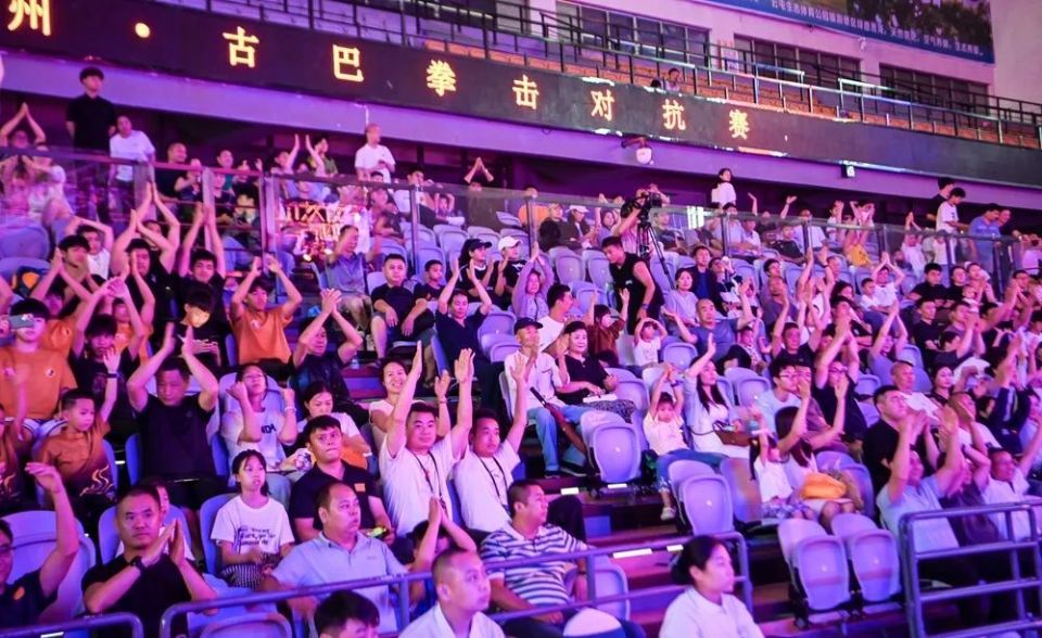 不仅是对当