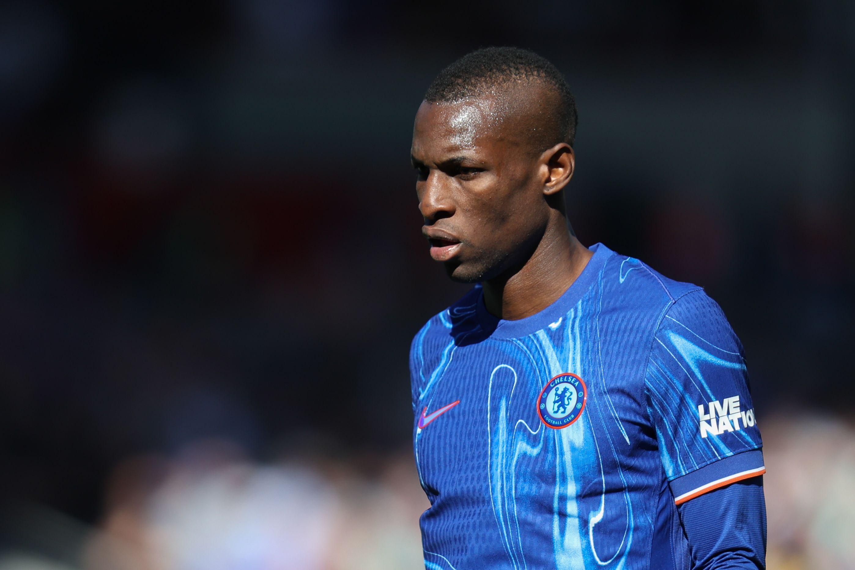 重要选择, 择加盟曼联, 利物浦仍在