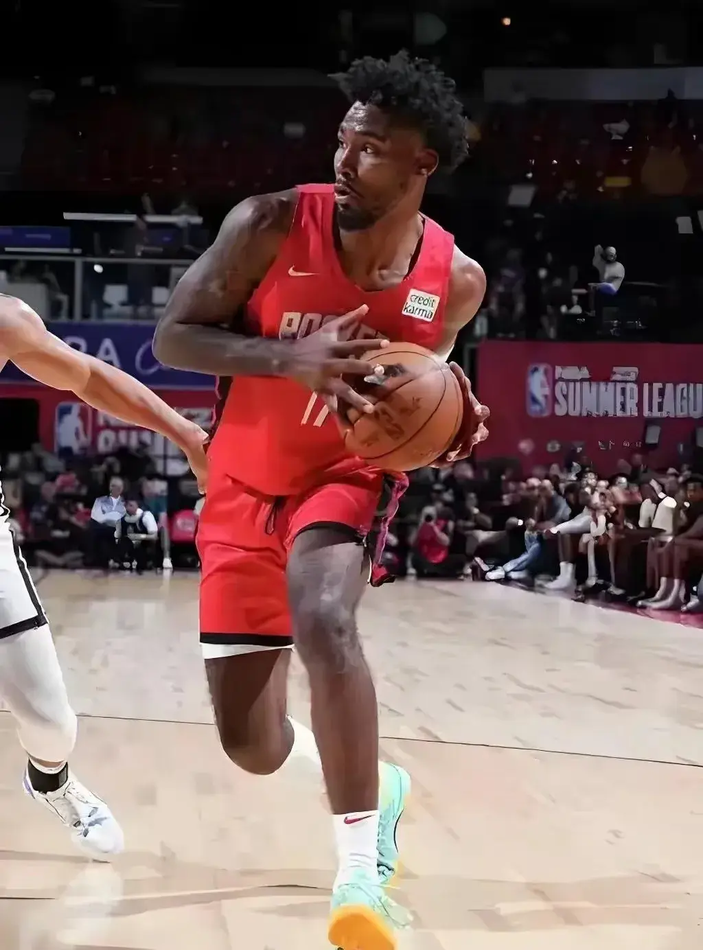 div, 私下评价伊