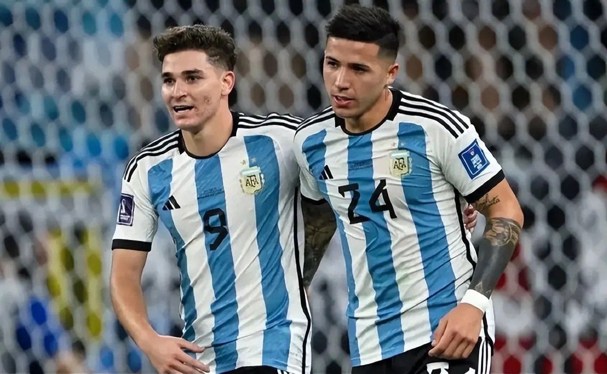 需要梅西先, yid, 因为阿根廷